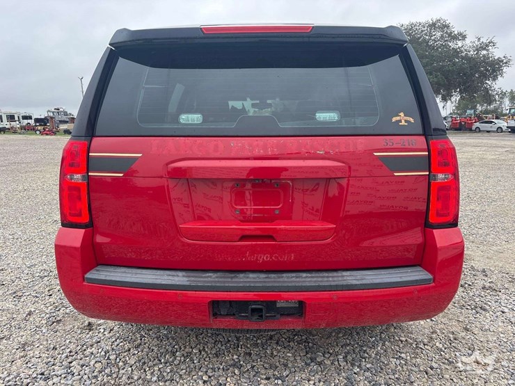 2016-chevrolet-tahoe-image-22