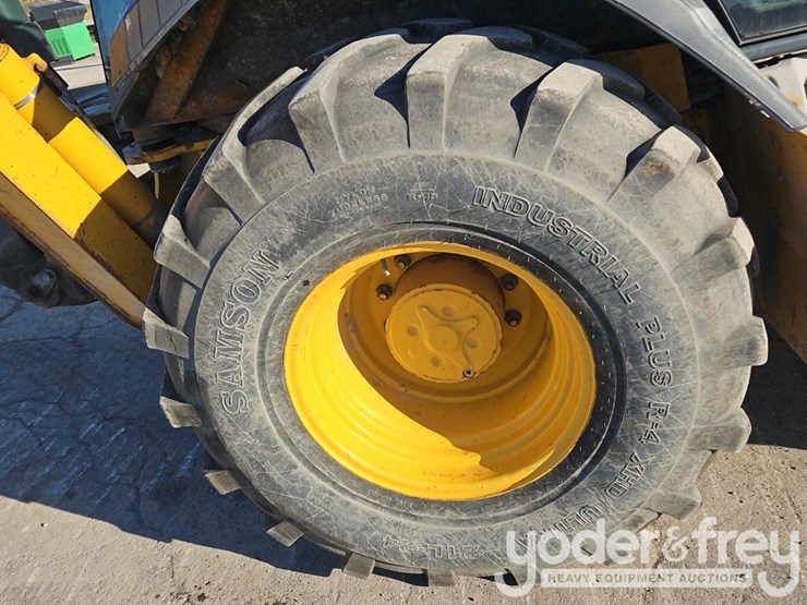 2018-deere-410l-image-13