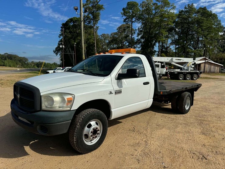 2008-dodge-3500-image-1