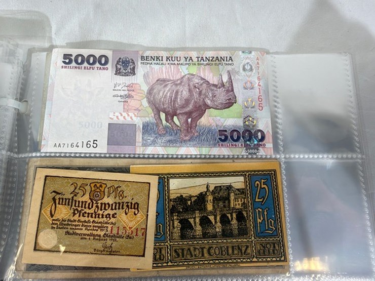 #40310-•-foreign-currency-bank-notes-image-148
