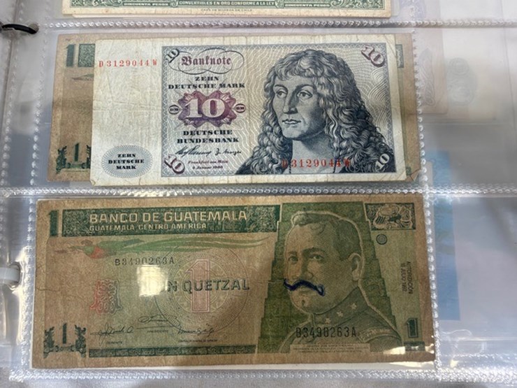 #40310-•-foreign-currency-bank-notes-image-64