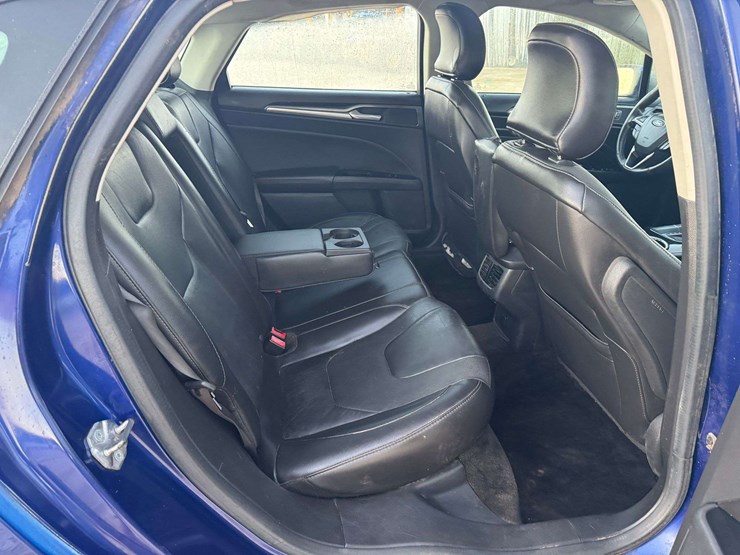 2015-ford-fusion-titanium-4dr-sedan---188,983-miles-image-17