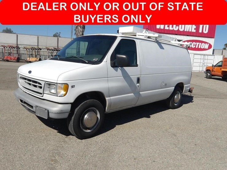 1998-ford-e250-image-1