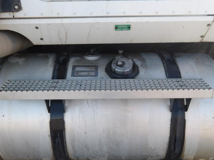 2002-international-5500i-dump-truck-image-7