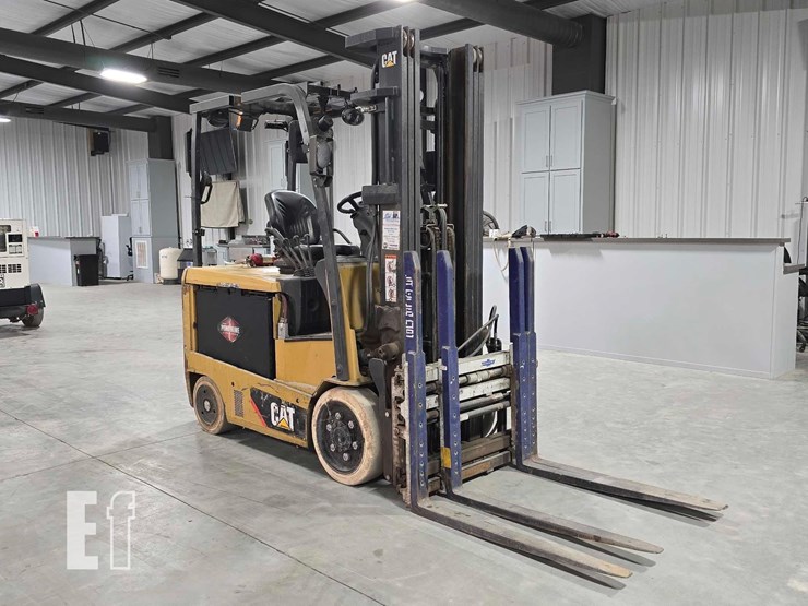 caterpillar-ec25en2-image-2