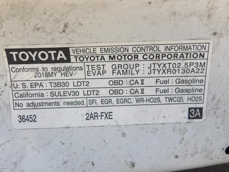 2018-toyota-rav4-xle-image-12