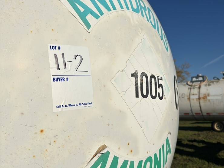 11-2.-1450-gallon-nh3-tank,-14l-16.1-tires-image-2