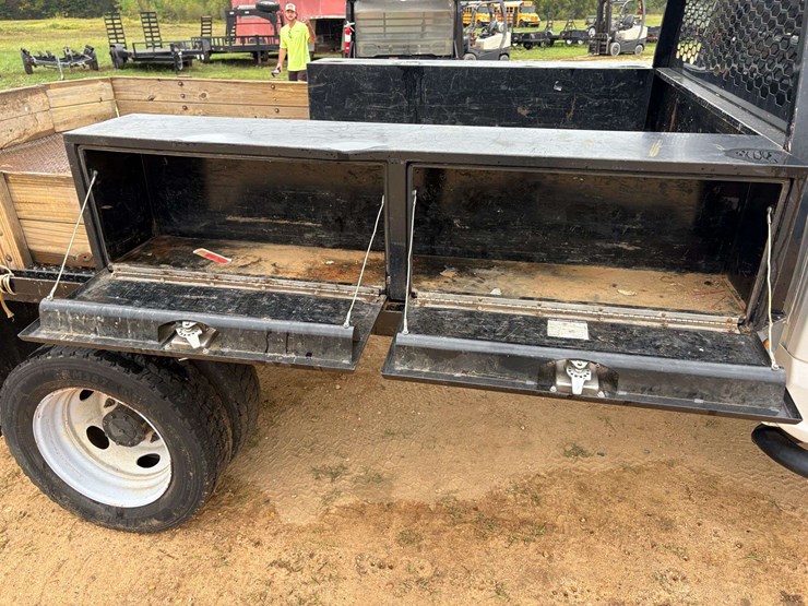 2017-ford-f450-sd-image-14