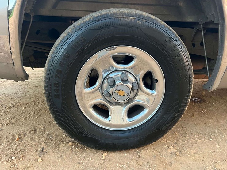 1999-chevrolet-silverado-1500-ls-image-29