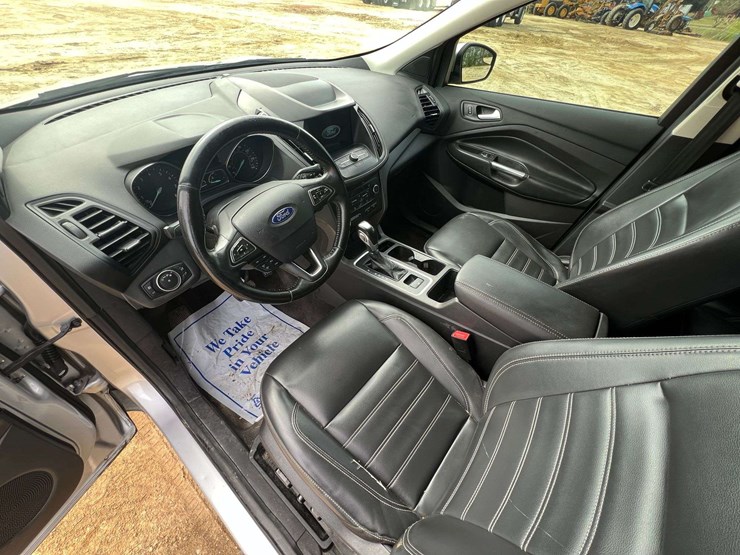 2019-ford-escape-image-11