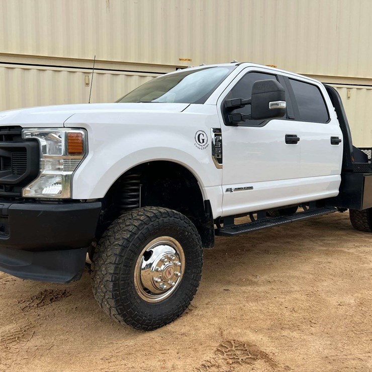 2022 FORD F350
