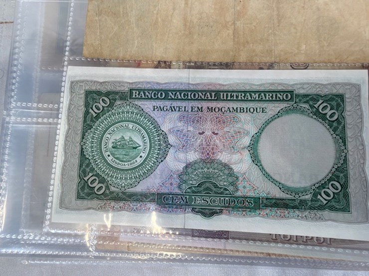 #40311-•-foreign-currency-bank-notes-image-115
