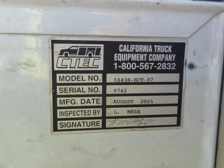 2005-chevrolet-silverado-3500-image-12