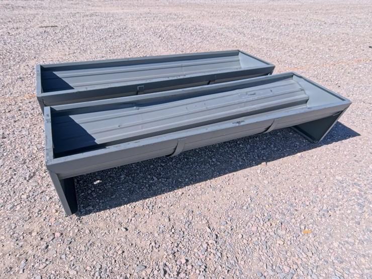 #3057-•-new-7.5ft-feed-bunks,-slightly-damaged,-(2-count)-image-1