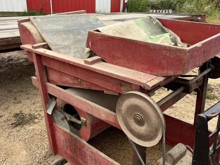 antique-a.t.-ferrell-fanning-mill-image-1