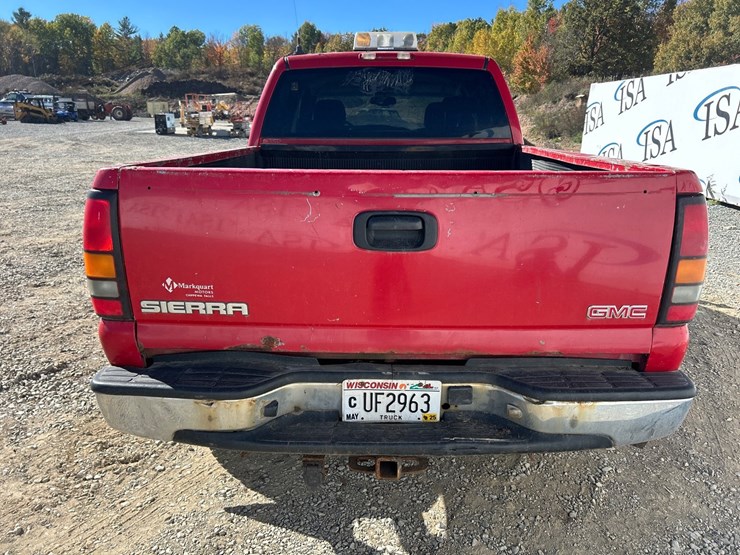 2004-gmc-2500hd-image-4