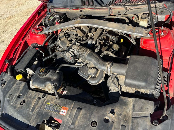 2014-ford-mustang-2-door-coupe-(232,492-miles)-image-9