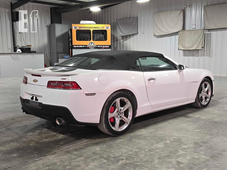 2015-chevrolet-image-3