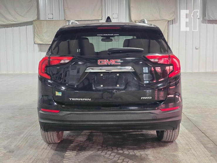 2018-gmc-terrain-sle-image-8
