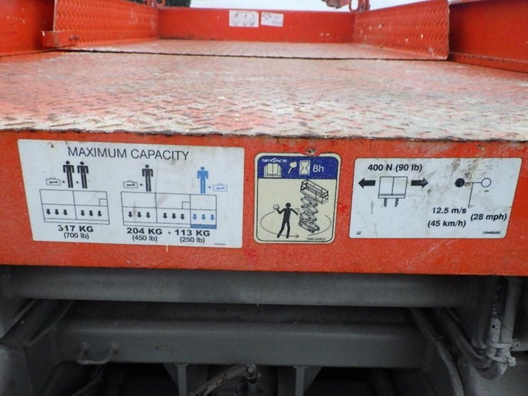 skyjack-sj4632-scissor-lift-image-9