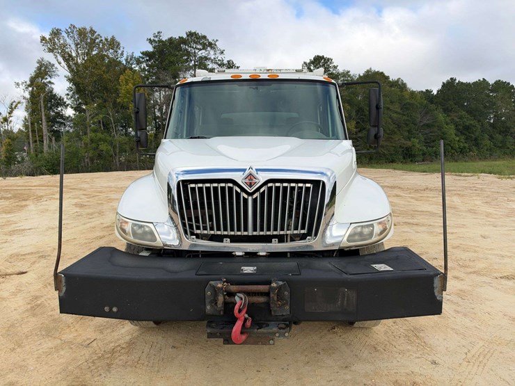 2013-international-durastar-4300-image-5