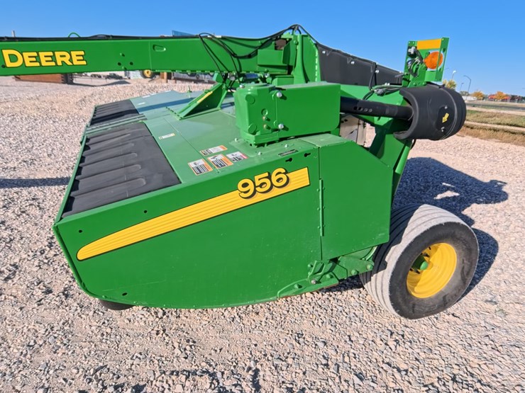 2019-john-deere-956-image-13