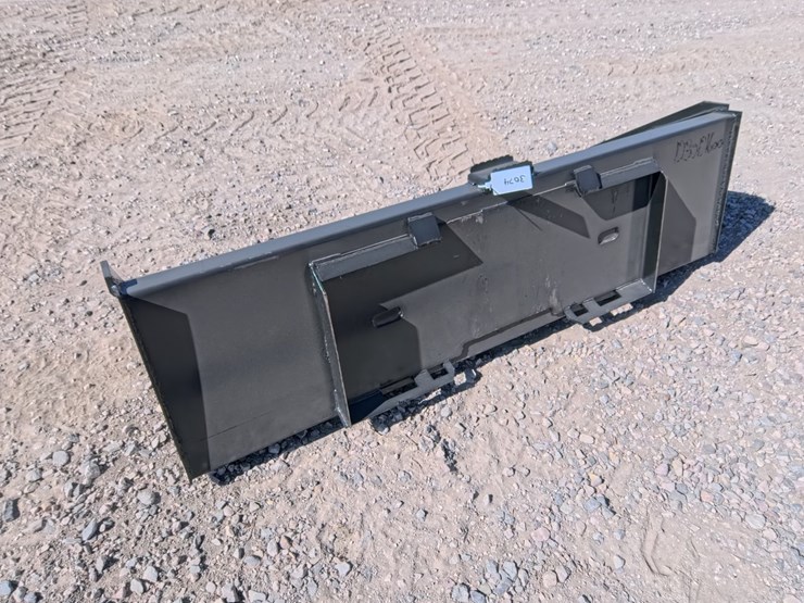 #3074-•-new-skid-steer-quick-attach-78-inch-bucket-with-cutting-edge-image-2