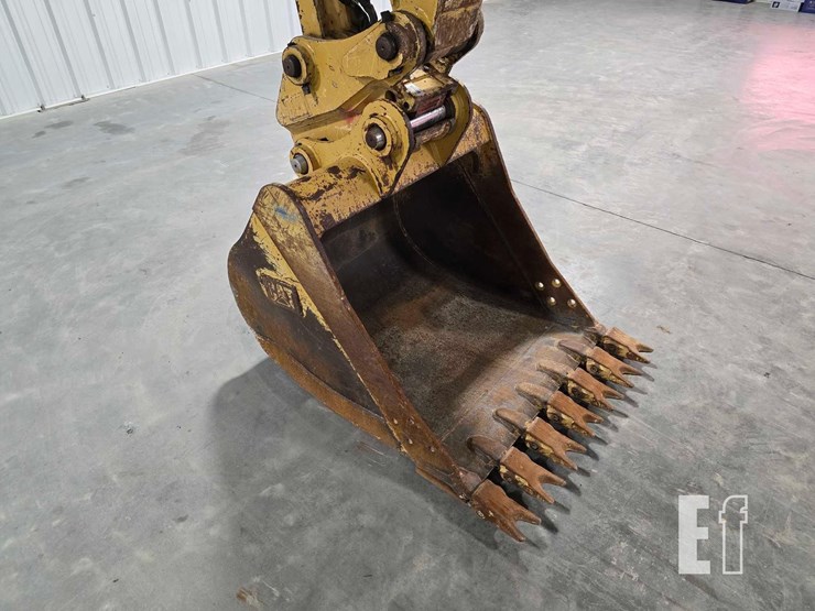 2019-caterpillar-315f-lcr-image-19