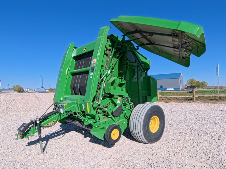 john-deere-569-premium-image-24