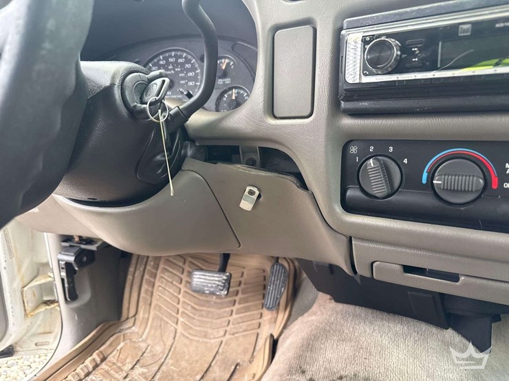 1999-chevrolet-blazer-image-14