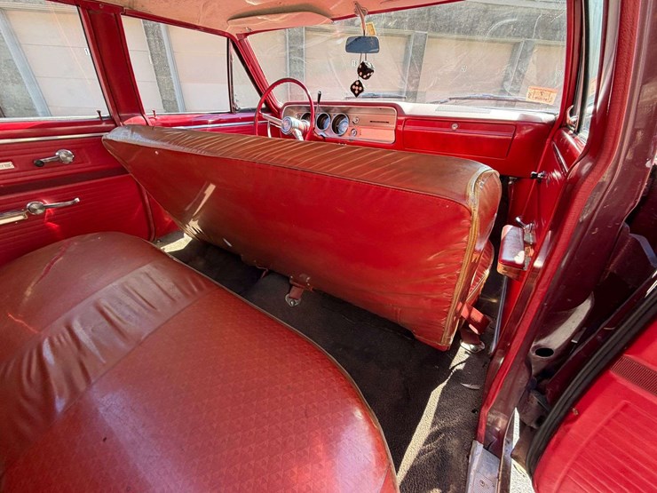 1965-chevrolet-chevelle-300-deluxe-4-door-sedan-(33,434-miles)-image-20