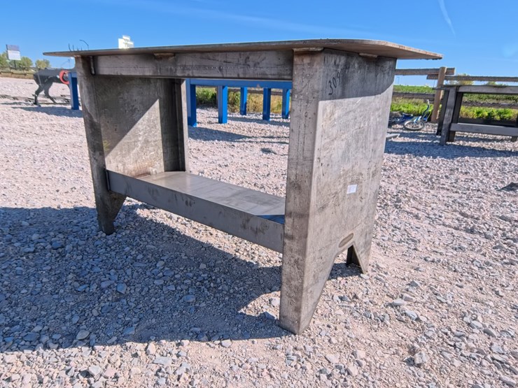 #3098-•-new-30"-x-57"-welding-table-image-3