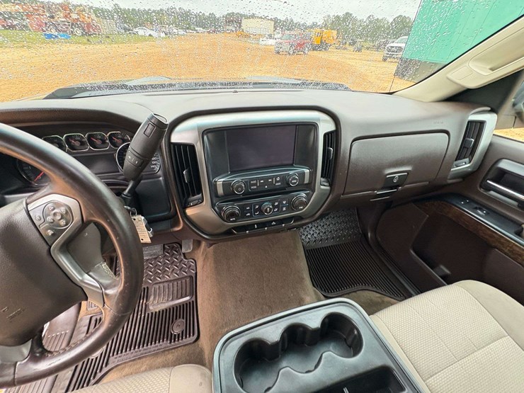 2017-chevrolet-silverado-1500-image-13