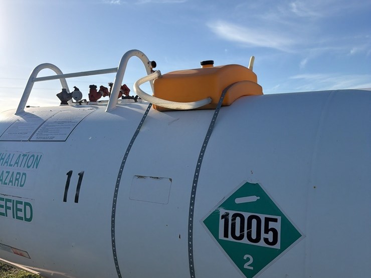 11-7--1450-gallon-nh3-tank,-16.5l---16.1-tires-image-8