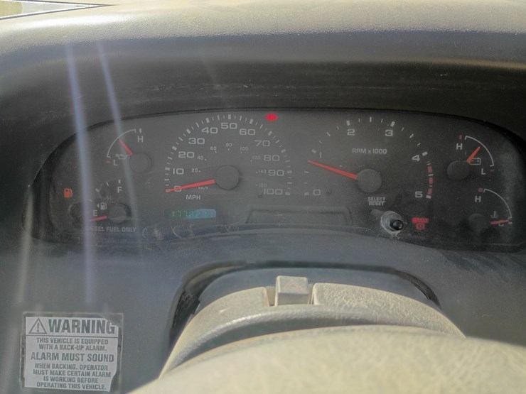 2003-ford-f550-image-50