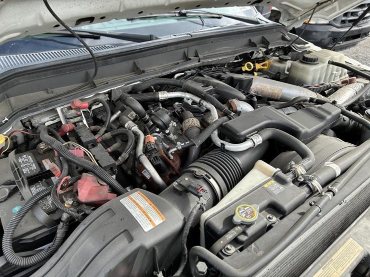 2013-ford-f550-image-7