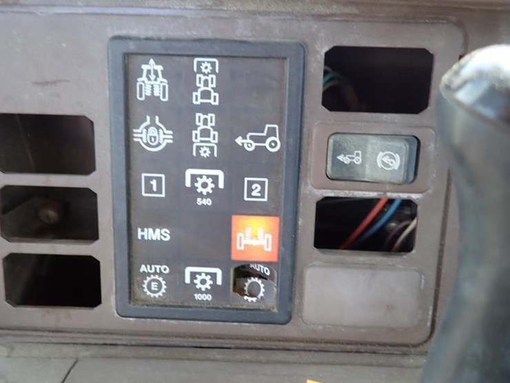 john-deere-6420-image-28