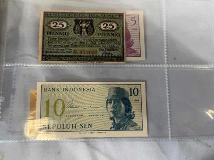 #40308-•-foreign-currency-bank-notes-image-172