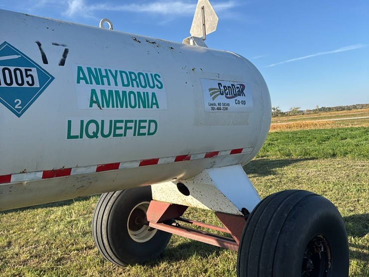 11-5-1450-gallon-nh3-tank,-16.5l---16.1-tires-image-7