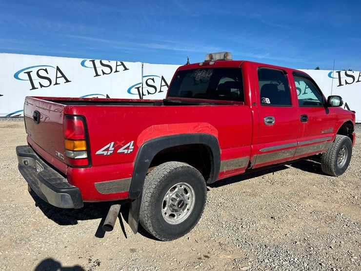 2004-gmc-2500hd-image-5