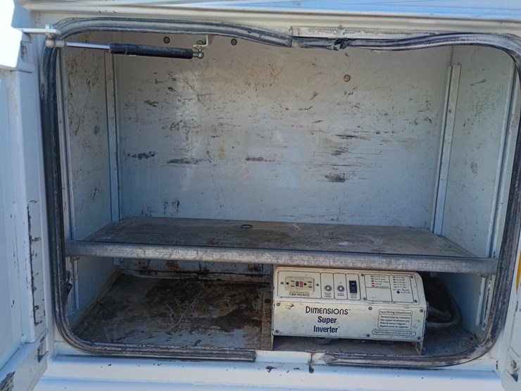 2003-ford-f550-image-76