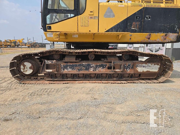 1996-caterpillar-350l-image-25