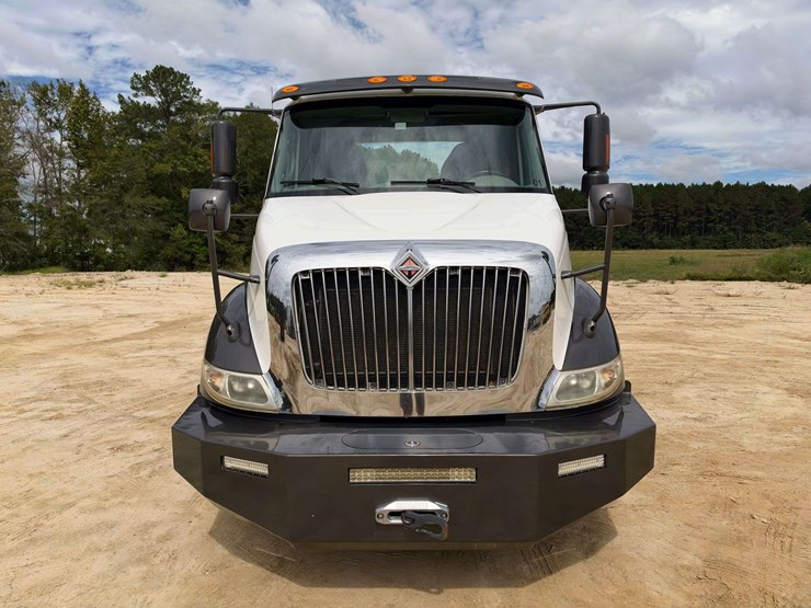2010-international-transtar-8600-image-5