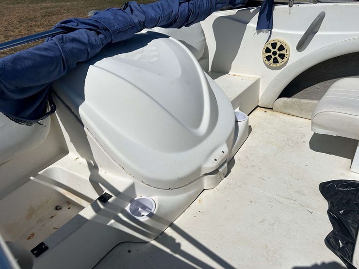 2006-maxum-1800mx-ski-boat-w/trailer-image-32