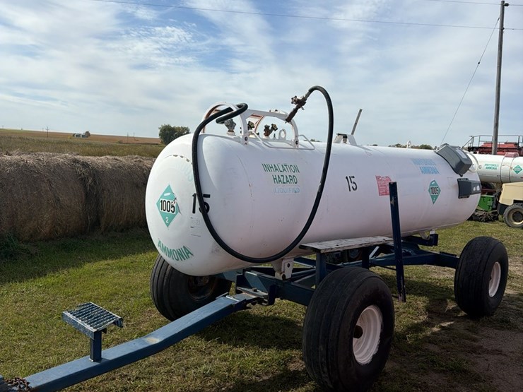 11-21-1450-gallon-nh3-tank,-16.5l---16.1-sl-tires-image-1