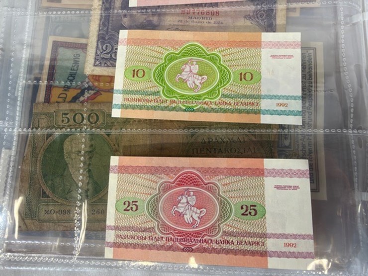 #40311-•-foreign-currency-bank-notes-image-53
