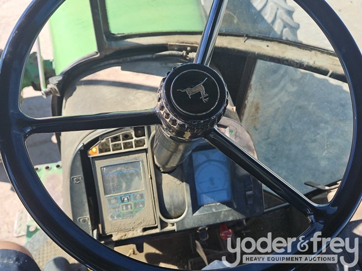 1991-john-deere-4555-image-34