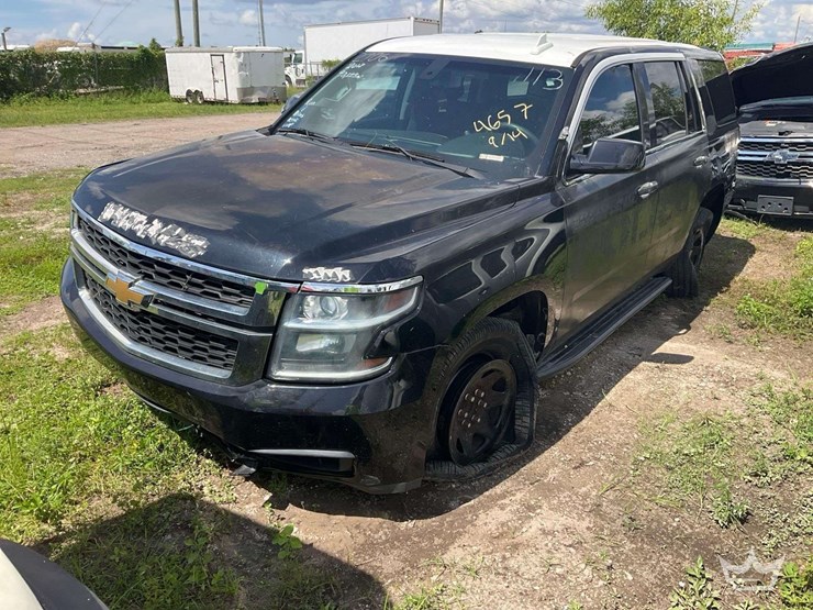 2018-chevrolet-tahoe-image-1