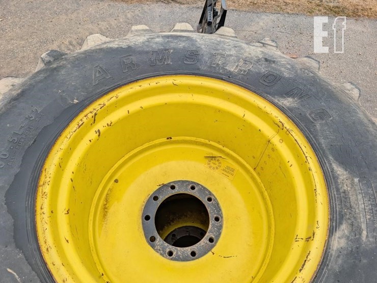 30.5-32-tires-image-3