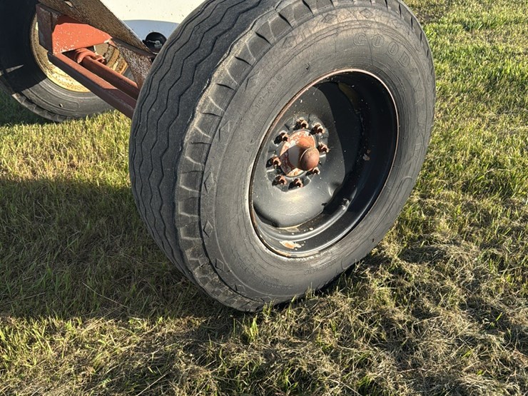 11-19-1450-gallon-nh3-tank,-16.5l---16.1-tires-image-7